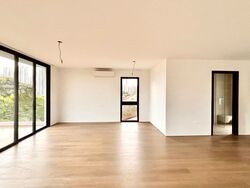 Henry Park (D10), Detached #534365811